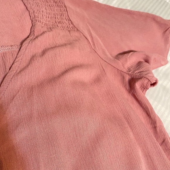 Ultra Flirt Button Front TieWaisted Blouses Size S - Picture 4 of 6